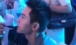 娱乐吃瓜女明星定位,那些热衷吃瓜的女明星们