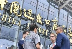 广州兄弟俩爆料新闻,揭秘背后惊人真相