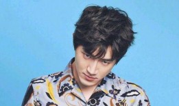 杨迪爆料艺人看粉丝视频,艺人如何通过观看粉丝视频互动